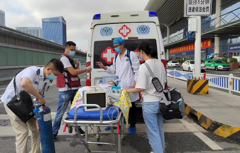 荔浦市救护车出租公司