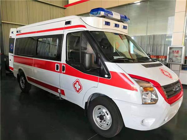 荔浦市福特V362救护车